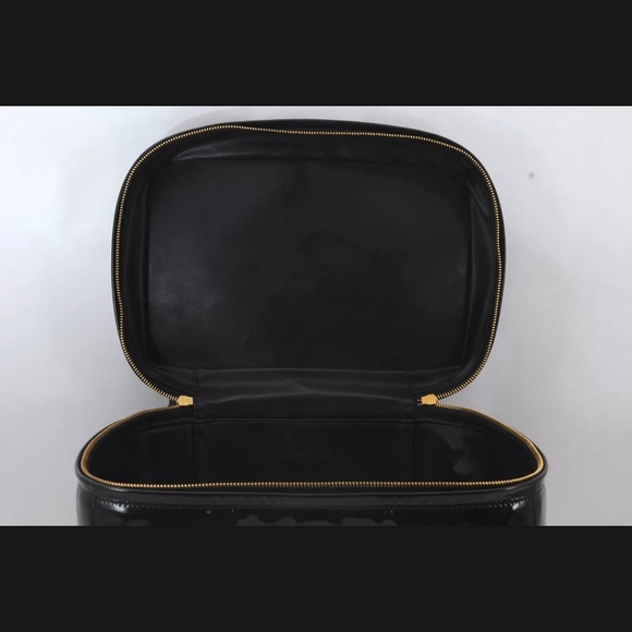 💯 Authentic Chanel Vanity Case - Picture 5 of 13